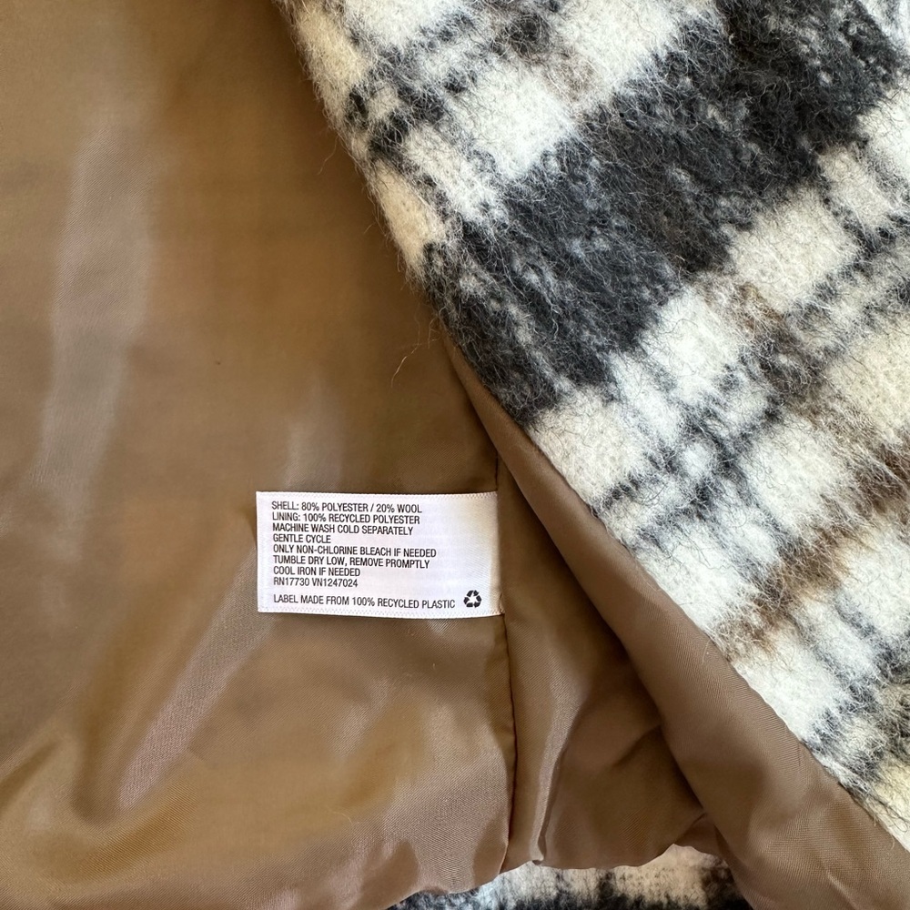 Universal Thread Wool Blend Plaid Shacket – Tan Black – XS NWT - Picture 6 of 6